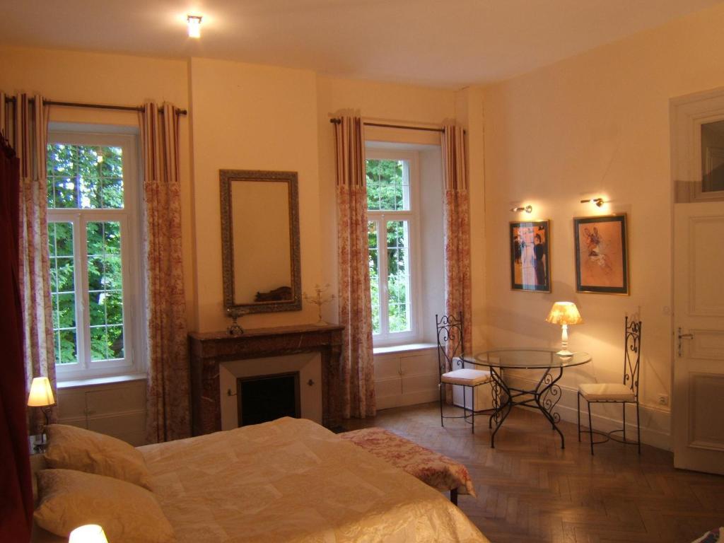 Chambres D'Hotes Chateau De Viviez Exterior foto